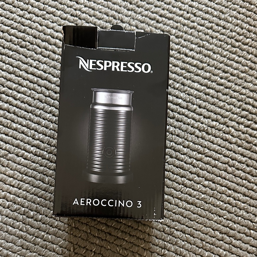 Nespresso Aeroccino 3 - Elegant Black